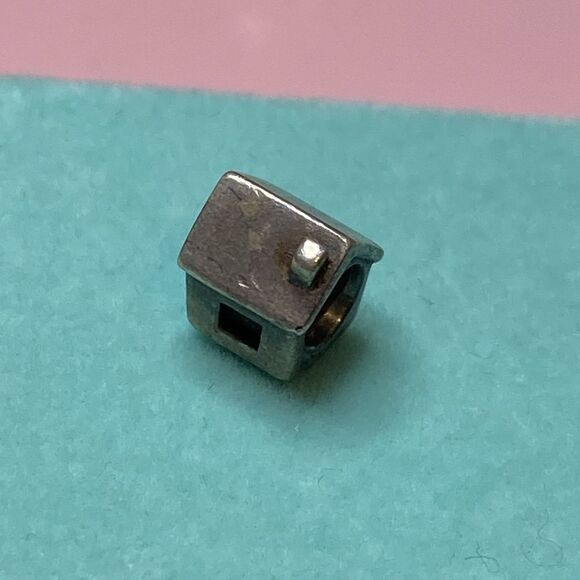 💛 Authentic Sterling Silver Pandora House Charm - Picture 1 of 4